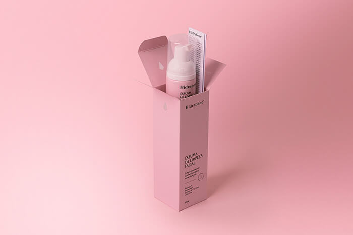 粉色化妝品包裝設計